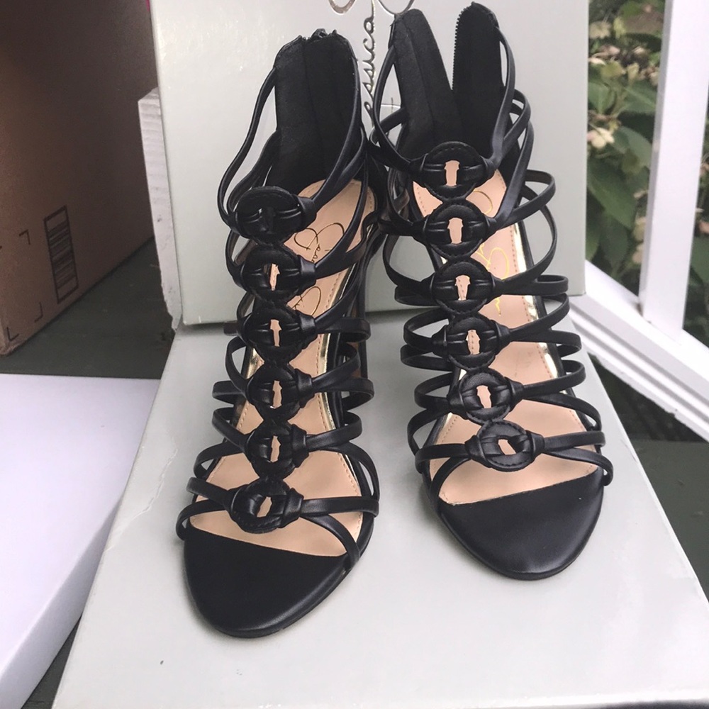 Jessica Simpson sz 6 pumps